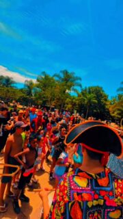 ‼️ Carnaval no Família no Parque ‼️

Venha aproveitar o Mês de Carnaval.
👼🏻 Bloquinho Infantil
🥁 Banda ao Vivo
👯‍♂️ Competição de Dança 
🎭 Desfile de Fantasias
🔥 Brincadeiras temáticas 

Além das brincadeiras com os animadores do Família no Parque em ambiente temático, ao som de marchinhas de Carnaval, a atração dispõe de uma série de opções de lazer ao ar livre. São 10 mil metros quadrados compostos por infláveis gigantes, tirolesa, bungee trampolim, tobogãs, futebol de sabão, cama elástica e muito mais.

Programação gratuita
11h – Bloco Infantil
12h – Competição de Dança
13h – Desfile de Fantasia
14h –  Bloco Infantil
15h – Competição de Dança
16h – Bloco Infantil
17h – Competição de Dança

🗓️Carnaval: dias 14,15,16,17, 21,22, 28 de fevereiro 
⏰ das 10h às 18h
📍Parque Villa Lobos - Av. Prof. Fonseca Rodrigues, 2001 - Alto de Pinheiros, São Paulo - SP, 05461-010

‼️ Entrada GRATUITA‼️
💰Atrações a partir de R$ 10,00
🙌🏻Comprando R$ 80,00 as atrações são a partir de R$ 8,00!
❤️Vip Pass
1 VIP Pass: R$ 150 por pessoa
2 VIP Passes: R$ 120 por pessoa (Total: R$ 240)
3 VIP Passes: R$ 100 por pessoa (Total: R$ 300)

💳 Ativação do cartão de consumo R$5,00 (após utilizar pode trocar por R$5,00 ou por 1 água).
É possível baixar o APP da Zig, comprar por lá e entrar nas atrações com o celular.