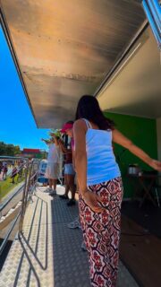 ‼️ Família no Parque ‼️

O Família no Parque é um espaço ao ar livre para a família inteira em uma área de 10 mil metros quadrados dentro do Parque Villa Lobos.

🎯 Atrações para todas as idades
💰 Entrada gratuita 
👫 Para toda família 
🐶 Pet Friendly 
🏃🏻‍♂️‍➡️ Gincana
🍔 Praça de alimentação 
👏🏻 Pacotes para Aniversários 

Possui atrações incríveis como o Hippo (maior inflável da América Latina), bungee trampolim 🎪, tirolesa, infláveis gigantes 🦖, T-Rex, tobogã 🛝, parque de trampolins, futebol gigante ⚽️, área kids 👶🏾👶🏻👶🏼, pescaria 🐠, tiro ao alvo 🎯, 🚂 trenzinho e muito mais.

Programação ainda possui uma equipe de animadores com brincadeiras gratuitas ao longo de todo o dia.

Como a entrada é gratuita você não precisa pagar para entrar no parque, paga somente as atrações!

🗓️ Datas: sábados, domingos e feriados
⏰ das 10h às 18h
📍Parque Villa Lobos - Av. Prof. Fonseca Rodrigues, 2001 - Alto de Pinheiros, São Paulo - SP, 05461-010

‼️ Entrada GRATUITA‼️
💰Atrações a partir de R$ 10,00
❤️Vip Pass: R$ 150 por pessoa

💳 Ativação do cartão de consumo R$5,00 (após utilizar pode trocar por R$5,00 ou por 1 água).
É possível baixar o APP da Zig, comprar por lá e entrar nas atrações com o celular.