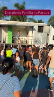 ‼️ Família no Parque ‼️

O Família no Parque é um espaço ao ar livre para a família inteira em uma área de 10 mil metros quadrados dentro do Parque Villa Lobos.

🎯 Atrações para todas as idades
💰 Entrada gratuita 
👫 Para toda família 
🐶 Pet Friendly 
🏃🏻‍♂️‍➡️ Gincana
🍔 Praça de alimentação 
👏🏻 Pacotes para Aniversários 

Possui atrações incríveis como o Hippo (maior inflável da América Latina), bungee trampolim 🎪, tirolesa, infláveis gigantes 🦖, T-Rex, tobogã 🛝, parque de trampolins, futebol gigante ⚽️, área kids 👶🏾👶🏻👶🏼, pescaria 🐠, tiro ao alvo 🎯, 🚂 trenzinho e muito mais.

Programação ainda possui uma equipe de animadores com brincadeiras gratuitas ao longo de todo o dia.

Como a entrada é gratuita você não precisa pagar para entrar no parque, paga somente as atrações!

🗓️ Datas: sábados, domingos e feriados
⏰ das 10h às 18h
📍Parque Villa Lobos - Av. Prof. Fonseca Rodrigues, 2001 - Alto de Pinheiros, São Paulo - SP, 05461-010

‼️ Entrada GRATUITA‼️
💰Atrações a partir de R$ 10,00
❤️Vip Pass: R$ 150 por pessoa

💳 Ativação do cartão de consumo R$5,00 (após utilizar pode trocar por R$5,00 ou por 1 água).
É possível baixar o APP da Zig, comprar por lá e entrar nas atrações com o celular.