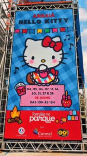🎀🌽 O clima de festa junina vai tomar conta do Família no Parque com um Arraiá da Hello Kitty cheio de atrações especiais! ✨🎶

Terá muita diversão na programação do Família no Parque:
💖 Esculturas da Hello Kitty Parade espalhadas que vai garantir fotos incríveis
🎯 Jogos temáticos para divertir crianças e adultos
💃 Quadrilha todos os dias às 14h30
🛝 Hippo — O maior escorregador inflável da América Latina 
🎢 Tirolesa 
🎮 Simulador 
⛹️ Bungee Trampolim
🏗️ Parque de Infláveis 
👶 Área Kids para bebês e crianças até 5 anos
🌽 Comidas típicas 
🎶 Trio de Forró 
🎡 Um cenário encantador para viver momentos inesquecíveis
🚀 Diversão para TODAS as idades 

Prepare o traje caipira e venha aproveitar essa experiência! 🌟

📍 Família no Parque – Parque Villa-Lobos
📅 Dias 04, 05, 06, 07, 13, 14, 20, 21, 27 e 28 de junho
⏰ Das 10h às 18h

Chame a família e os amigos para curtir o arraiá mais fofo de São Paulo! 💕🌽

#ArraiaHelloKitty #HelloKittyParade #FamiliaNoParque #ParqueVillaLobos #FestaJunina HelloKitty PasseioEmFamilia DiversaoEmSP Quadrilha SaoPauloComCriancas